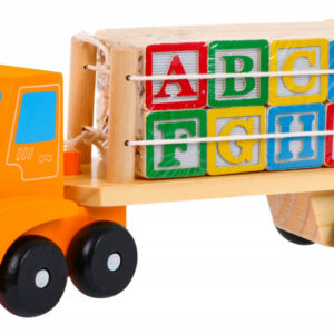 Dřevěné nákladní auto s kostkami