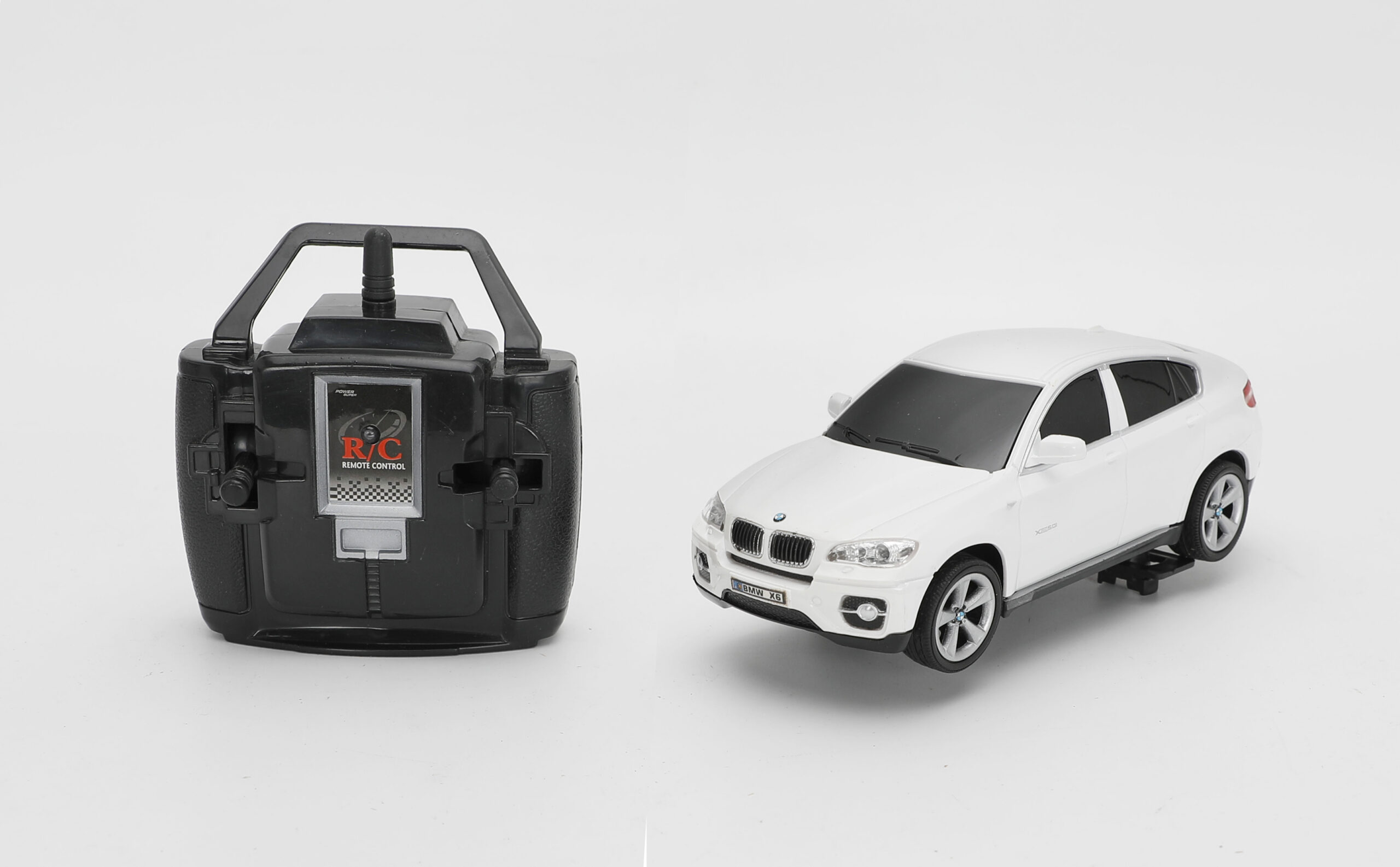 Mamido Autíčko na dálkové SUV BMW X6 1:28 se světly bílé - Obrázek 2