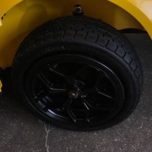 Mamido Náhradní nafukovací kolo s poklicí pro Lamborghini Revuelto