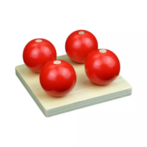 Moyo Montessori Moyo Montessori Dřevěné koule na kolících - červené