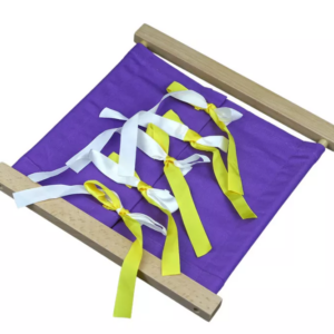 Moyo Montessori Moyo Montessori Zapínací rám - mašle