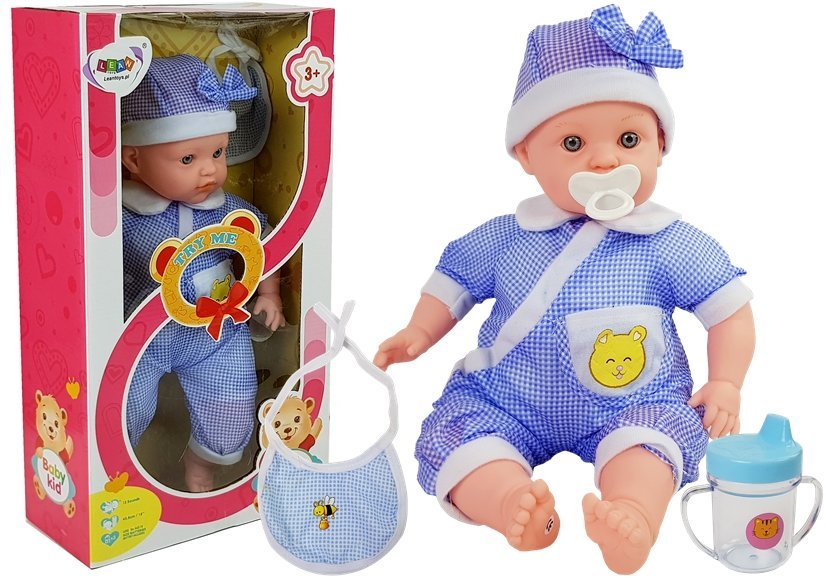 Panenka s modrým oblečkem a doplňky