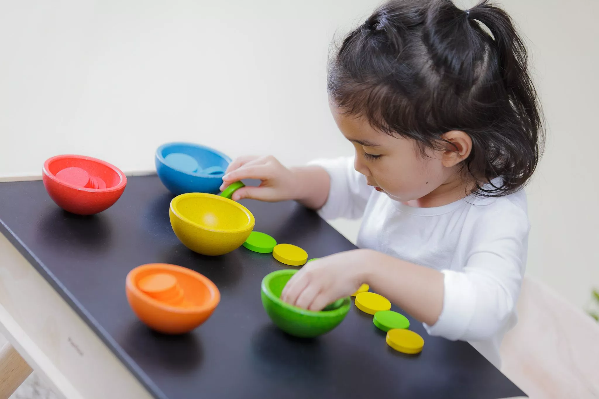 PlanToys PlanToys Třídící kalíšky - Obrázek 2