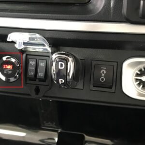 Tlačítko pro zapnutí a vypnutí DK G63