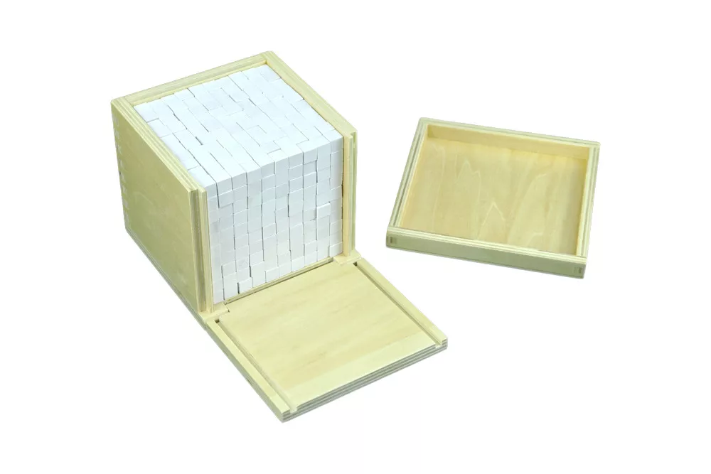 Moyo Montessori Moyo Montessori Krabička ve tvaru krychle s tisíci krychličkami (1x1x1cm) - Obrázek 2